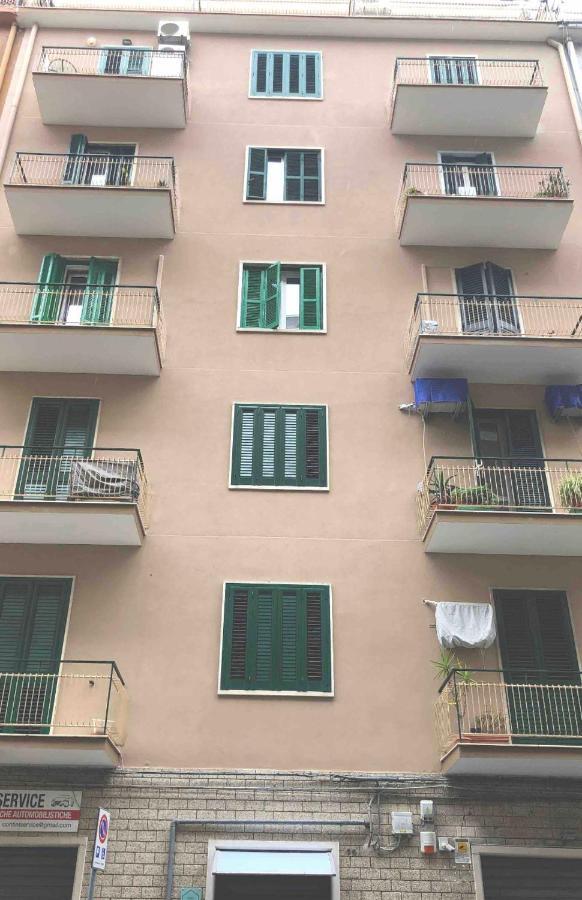 Casetta N.56 Smart & Mini Apartment Bari Exterior foto